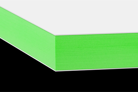 普通色：エメラルドグリーン