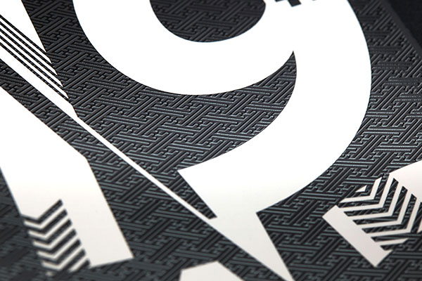 エンボスニス加工 | 同人誌 印刷 特殊加工 | アクシス出版